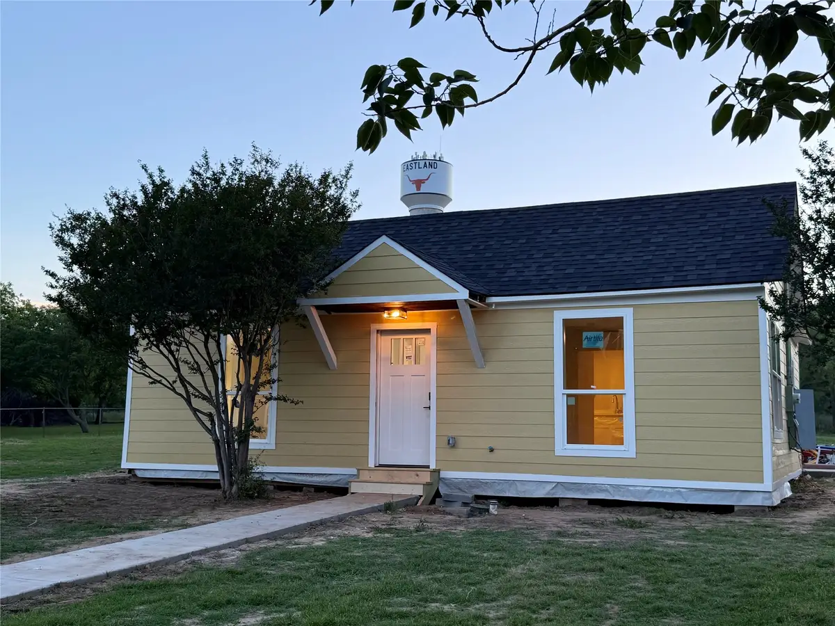 501 S Madera Street, Eastland, TX 76448 - #1