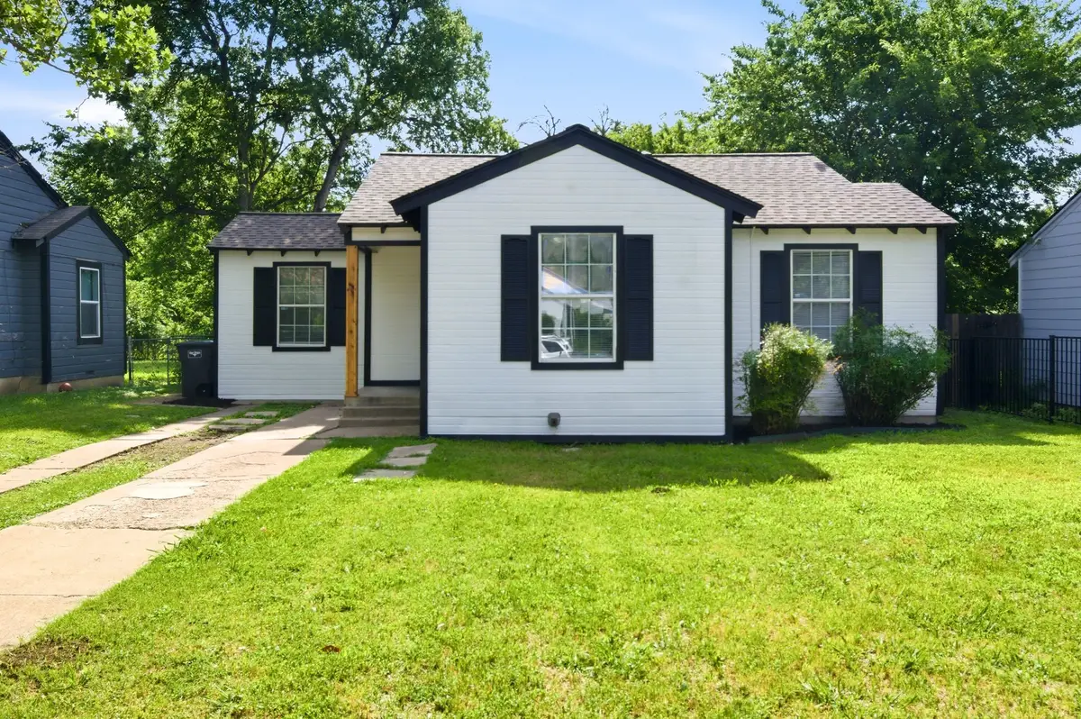 4909 Sandage Avenue, Fort Worth, TX 76115 - #1