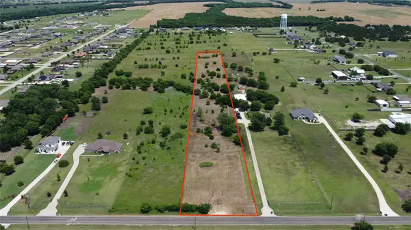 660 S Westmoreland Road, Waxahachie, TX 75167