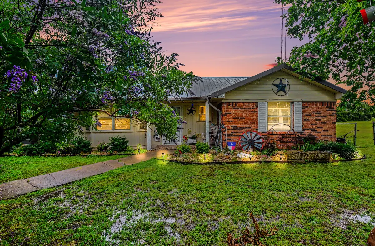 2382 N Fm 1743 Road, Windom, TX 75492 - #1