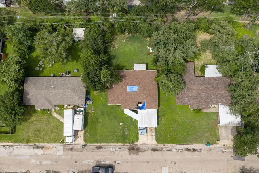 336 S Barbara Street, Lacy Lakeview, TX 76705 - #2