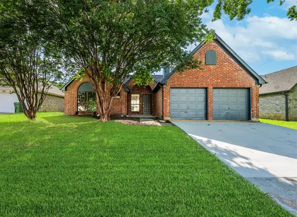 6105 Meadowside Trail, Arlington, TX 76017