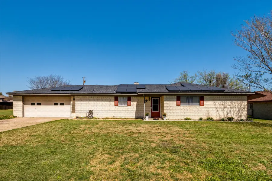 501 Sunrise Drive, Waxahachie, TX 75165 - #2