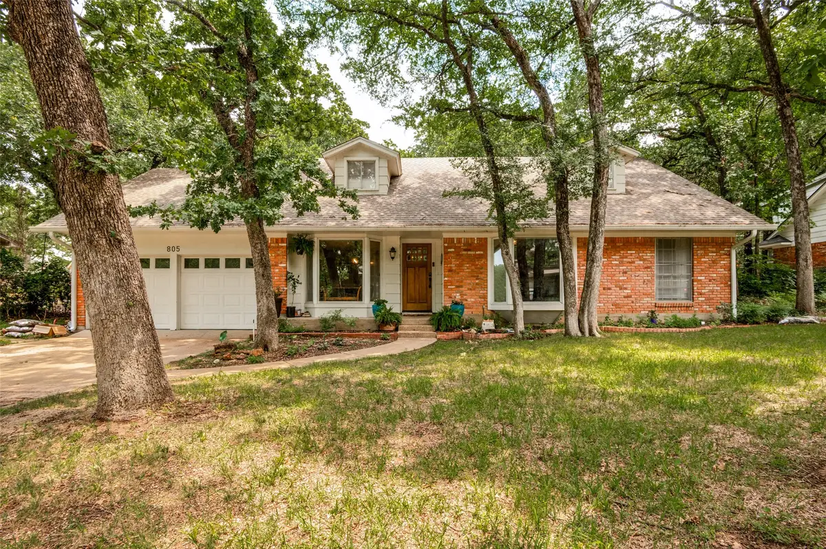 805 Live Oak Lane, Arlington, TX 76012 - #1