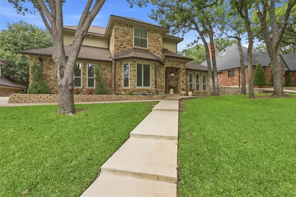 6405 Amicable Drive, Arlington, TX 76016