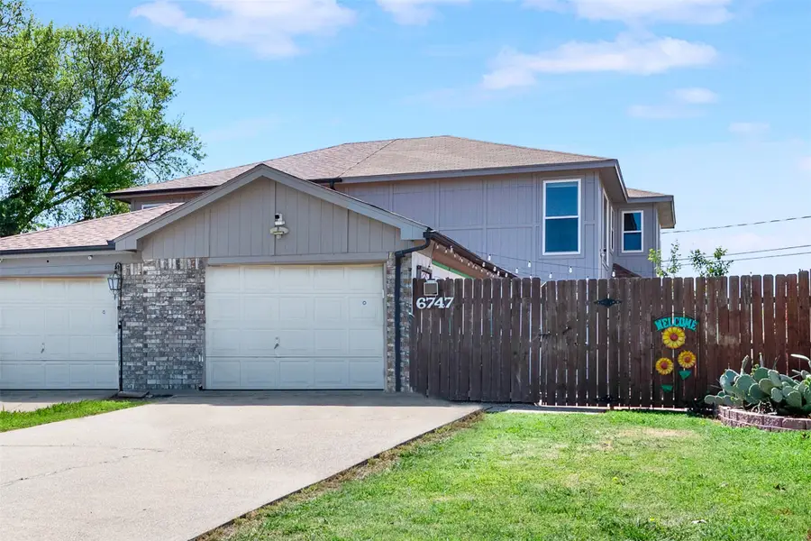 6747 Creek Drive, Fort Worth, TX 76133 - #2