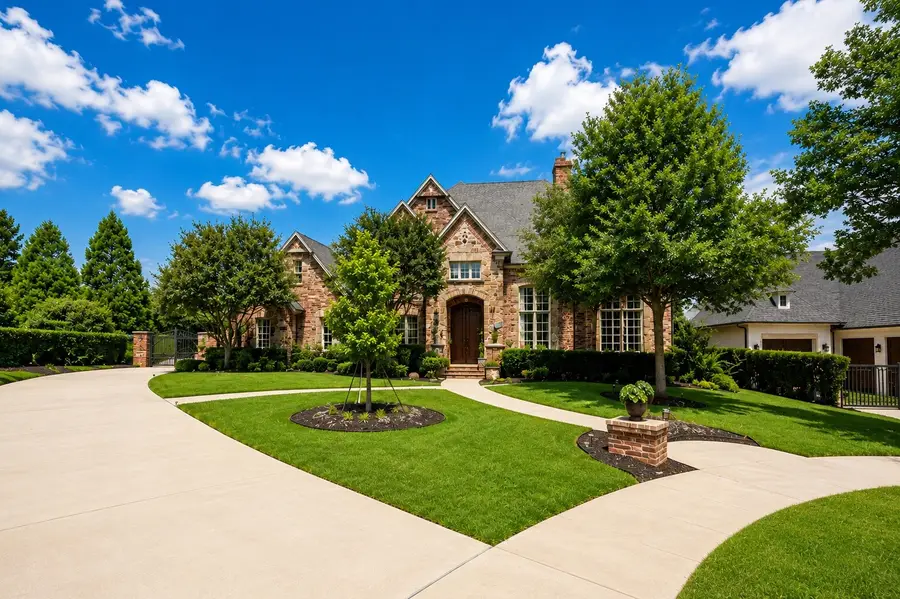 200 Compton Court, Colleyville, TX 76034 - #2