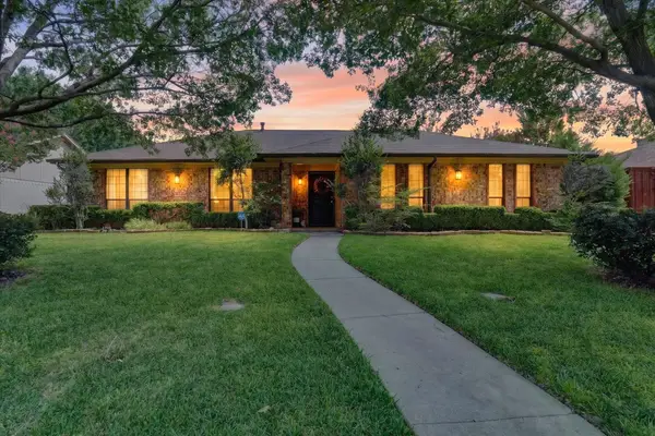 1502 Meadow Glen Street, Richardson, TX 75081