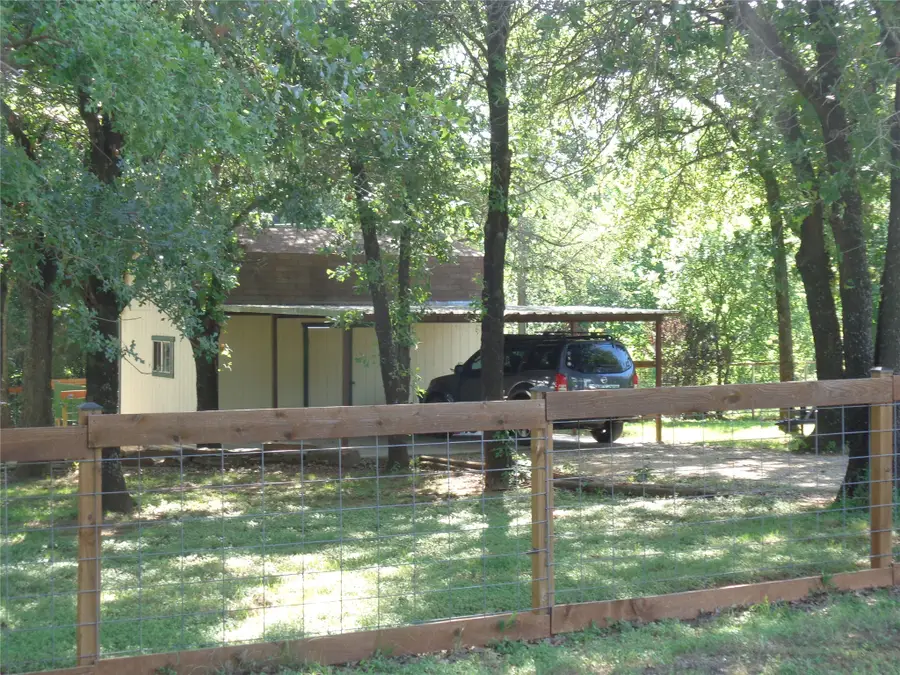 5525 Cedar Oaks Road, Grandview, TX 76050 - #2