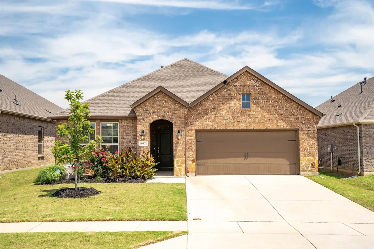 10605 Ponderosa Trail, Aubrey, TX 76227 - #1