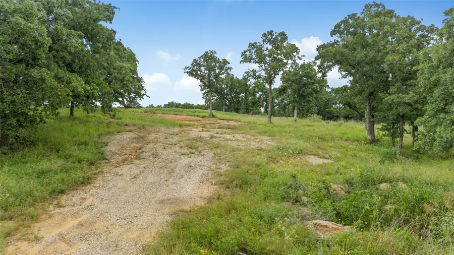 10 South Court, Nocona, TX 76255 - #2