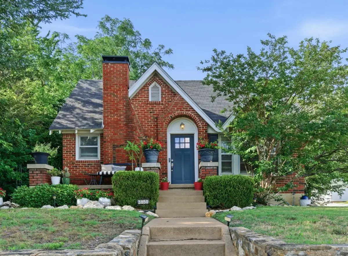 3850 Harley Avenue, Fort Worth, TX 76107 - #1