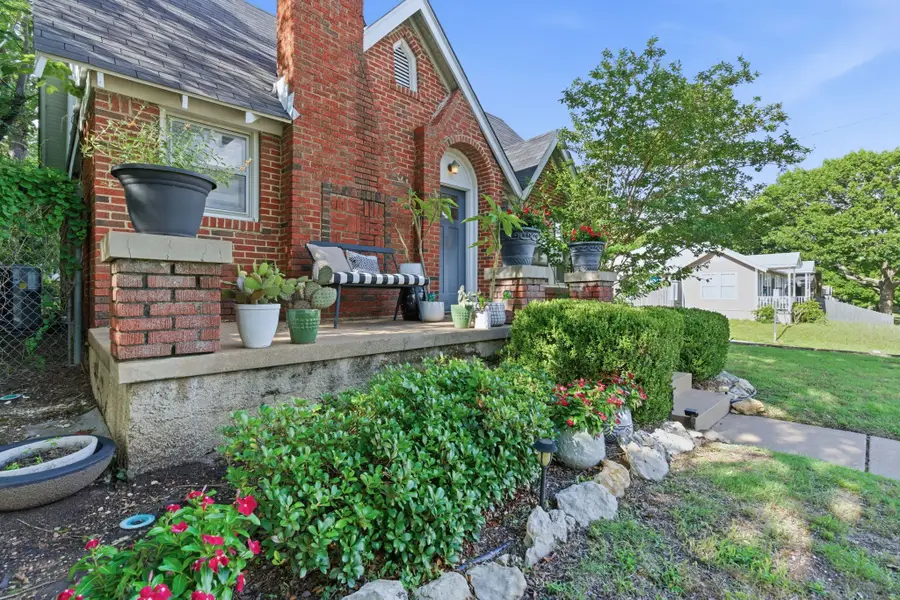 3850 Harley Avenue, Fort Worth, TX 76107 - #2