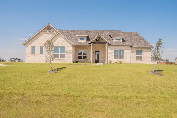 10611 Winter Wheat Lane, Venus, TX 76084