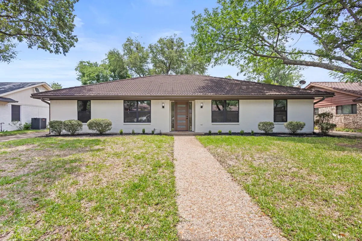 442 Hanover Lane, Irving, TX 75062 - #1