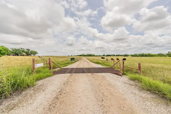1174 Pioneer Road, New Fairview, TX 76078