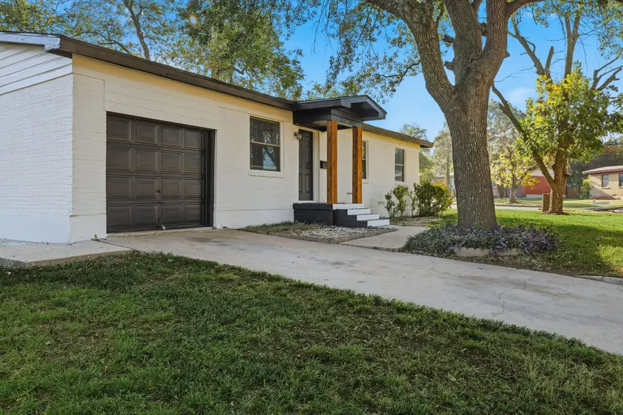 5345 Hensley Drive, Fort Worth, TX 76134 - #3