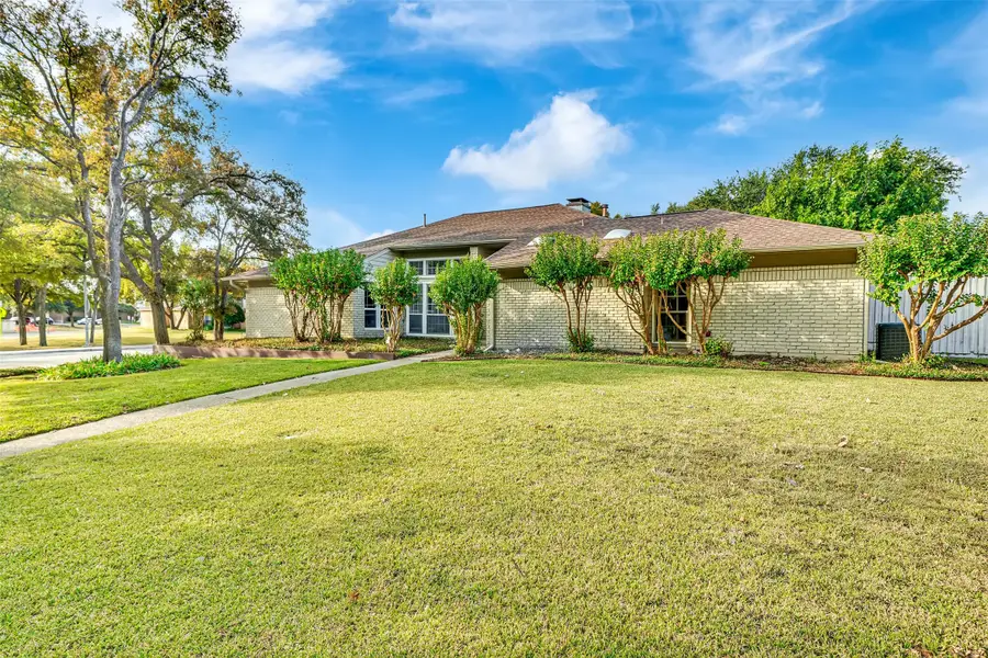 12401 Pleasant Valley Drive, Dallas, TX 75243 - #2