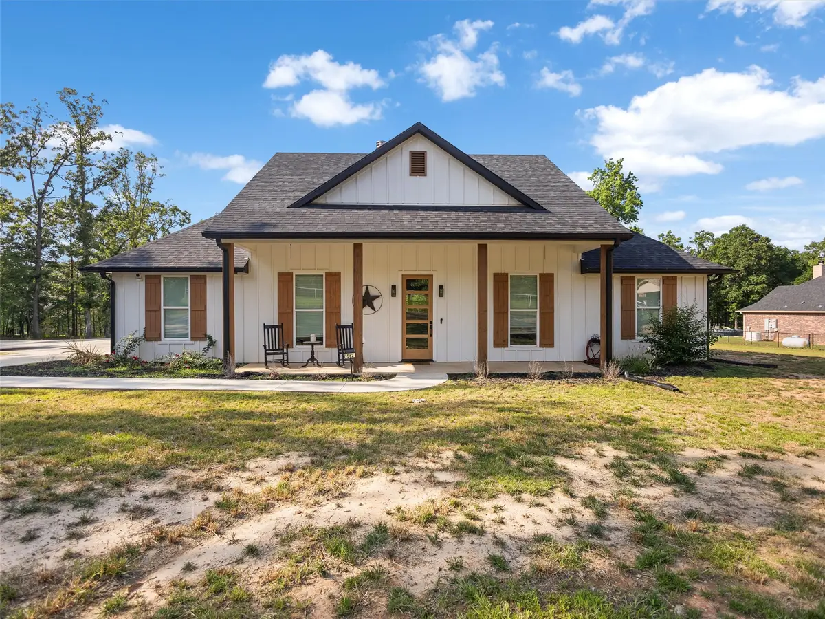 1562 N Willow Oak Road, Gladewater, TX 75647 - #1