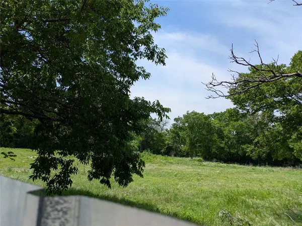 2437 Cedar Crest Boulevard, Dallas, TX 75203