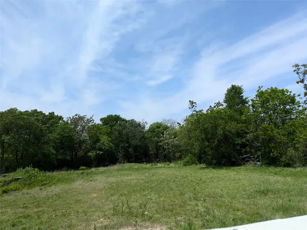 2421 Cedar Crest Boulevard, Dallas, TX 75203