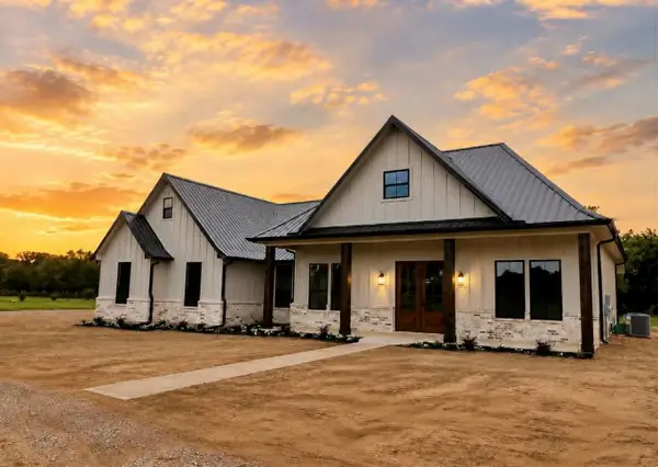 706 Cr 2505, Bonham, TX 75418