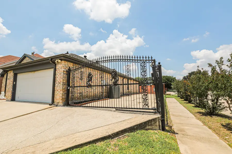 5616 Indian Hill Drive, Arlington, TX 76018 - #2
