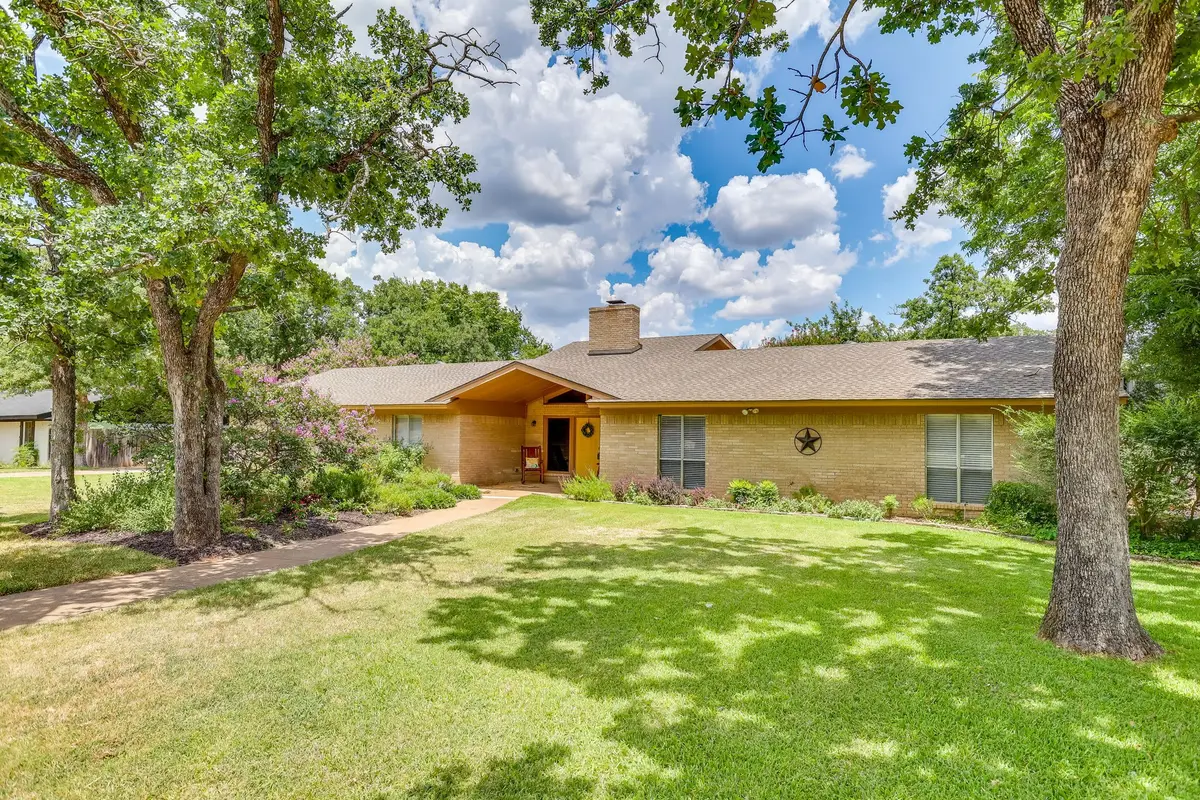 109 Timber Ridge Circle, Burleson, TX 76028 - #1