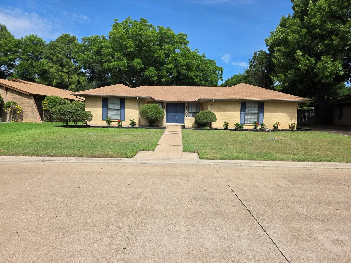 1507 Clover Hill Road, Mansfield, TX 76063 - #1