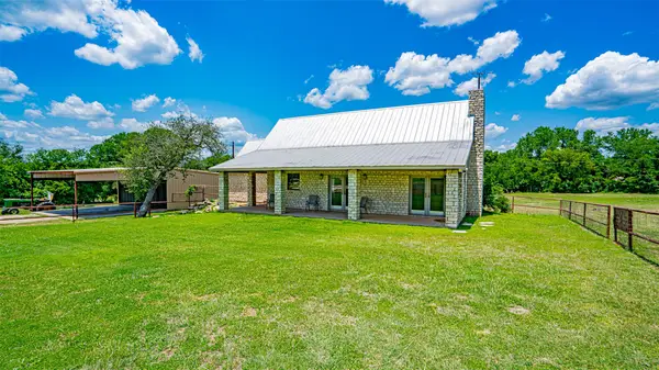 1330 County Road 306, Rainbow, TX 76077