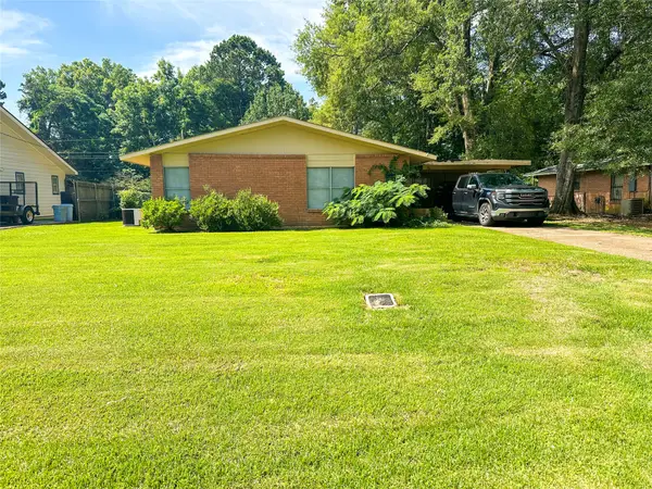 877 Willow Drive, Shreveport, LA 71118