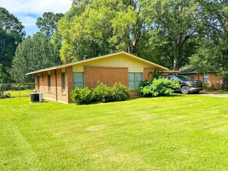 877 Willow Drive, Shreveport, LA 71118 - #2