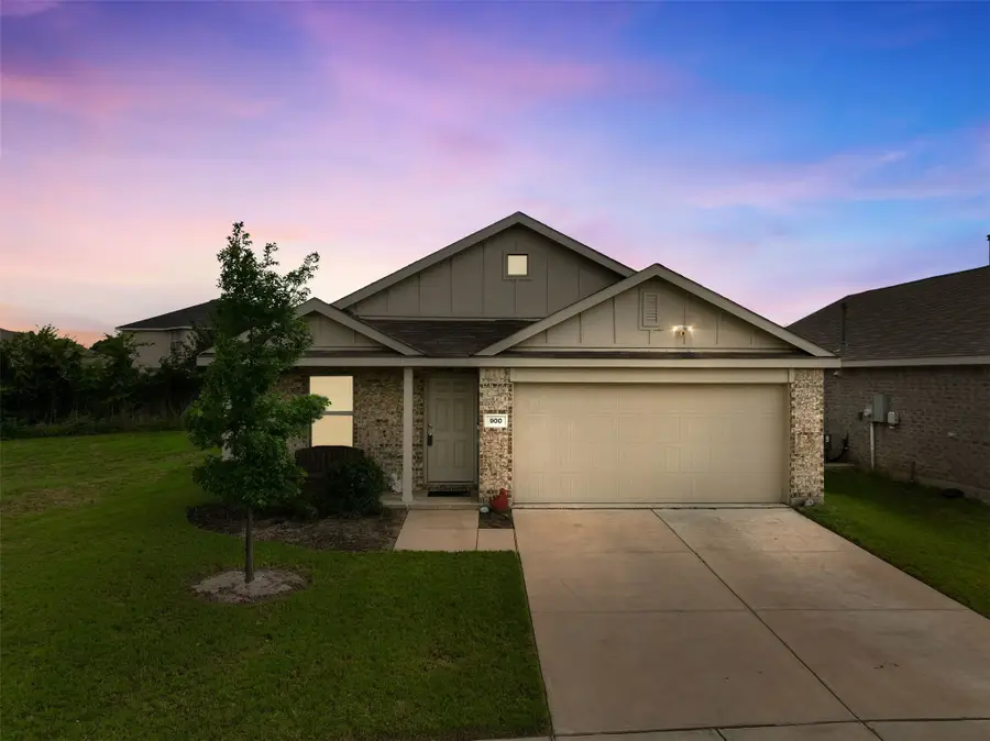 900 Odlozil Lane, Ennis, TX 75119 - #3