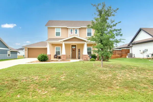 1371 Orange Blossom Court, Gainesville, TX 76240