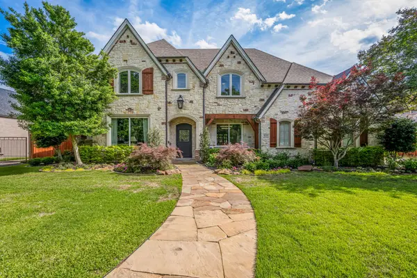 6130 Lavendale Avenue, Dallas, TX 75230