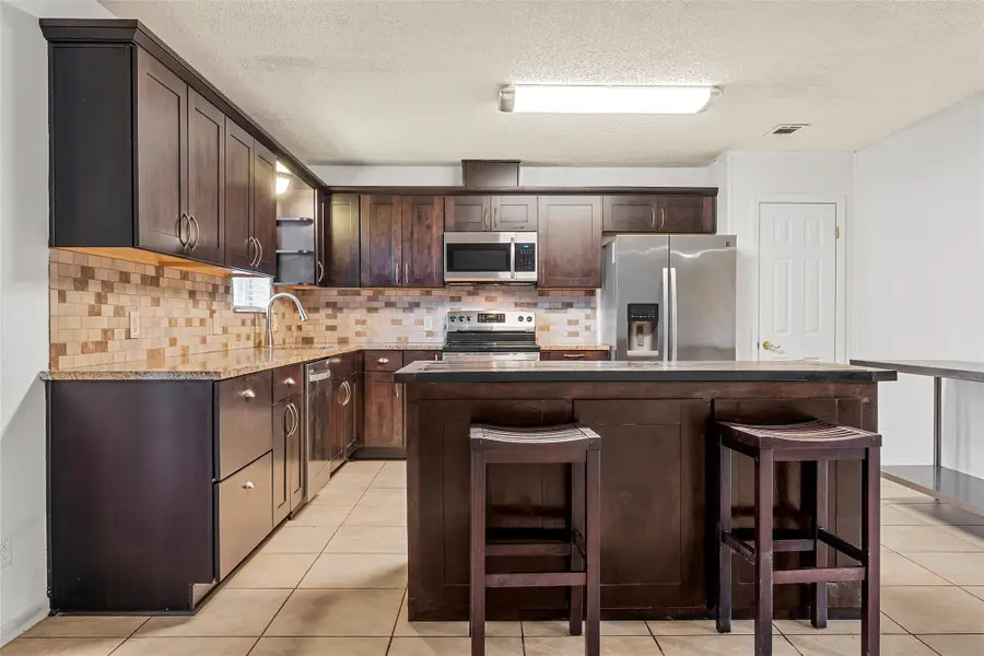 733 Arliss Drive, Woodway, TX 76712 - #3