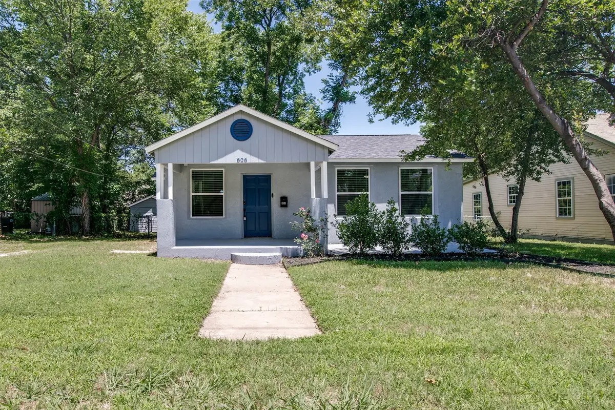 606 W High Street, Terrell, TX 75160 - #1