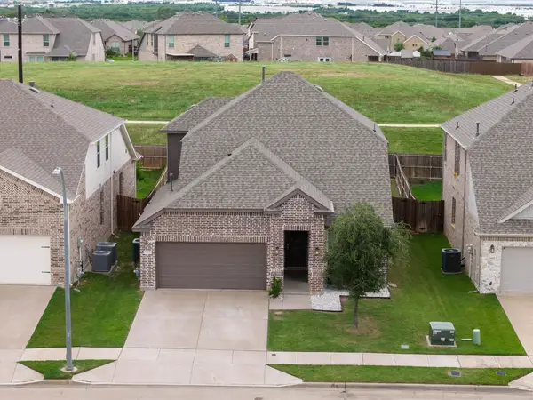 14613 Martin Creek Cove, Fort Worth, TX 76262