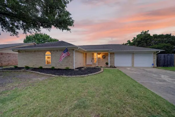 6521 Collard Court, North Richland Hills, TX 76182