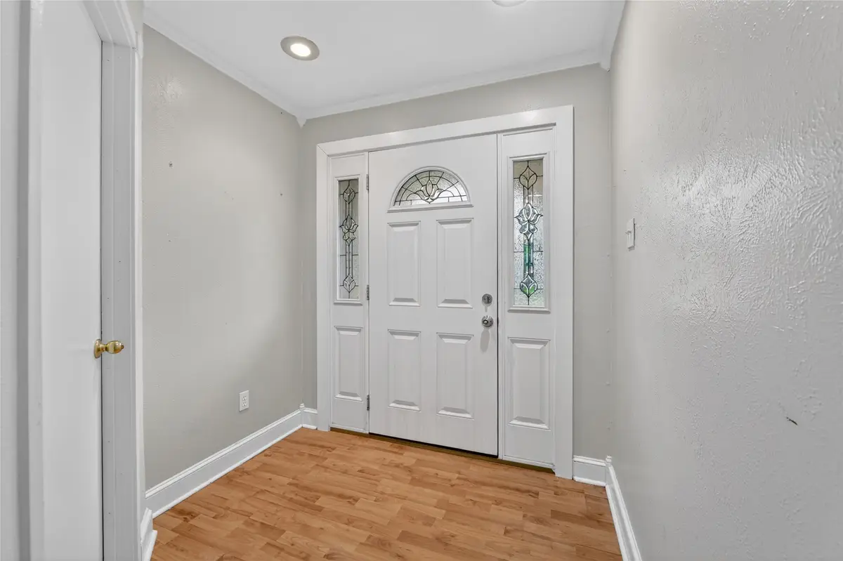 910 Kerry Street, Benbrook, TX 76126 - #1
