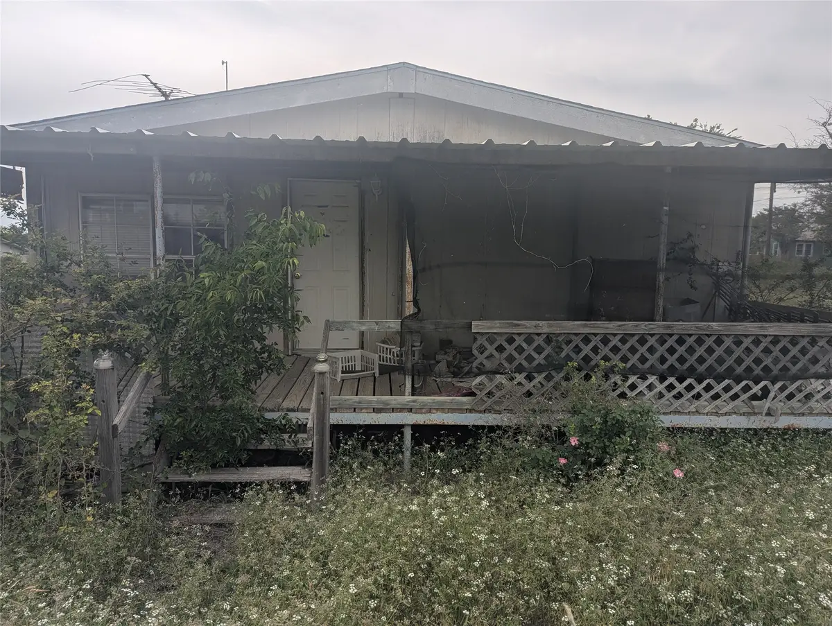 605 W Baker, Hamilton, TX 76531 - #1