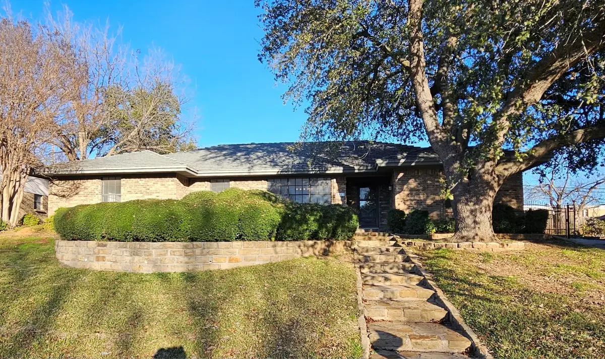 1817 Rhinevalley Drive, Arlington, TX 76012 - #1