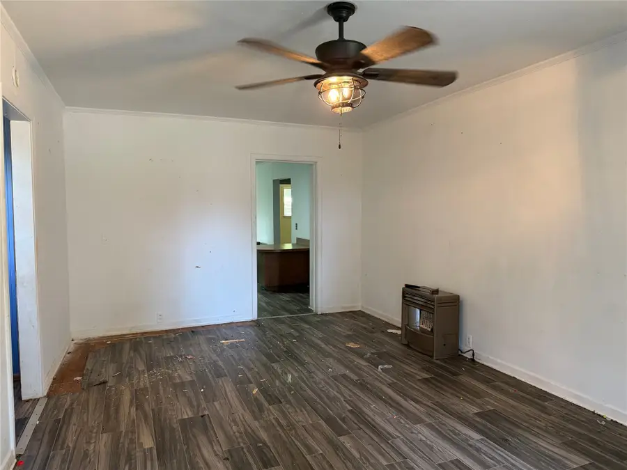 508 E Parks Avenue, Waxahachie, TX 75165 - #3