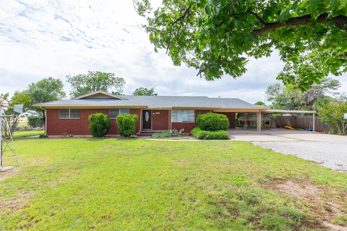 405 S Breustedt Street, Weinert, TX 76388 - #1