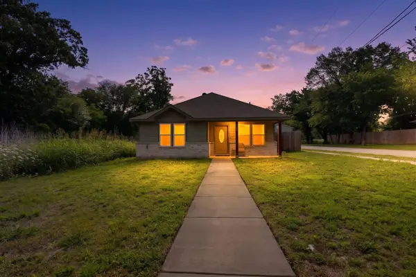 3221 Gibbons Street, Greenville, TX 75401