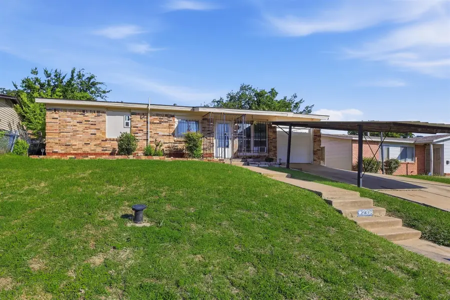 2308 Tanneyhill Lane, Fort Worth, TX 76112 - #3