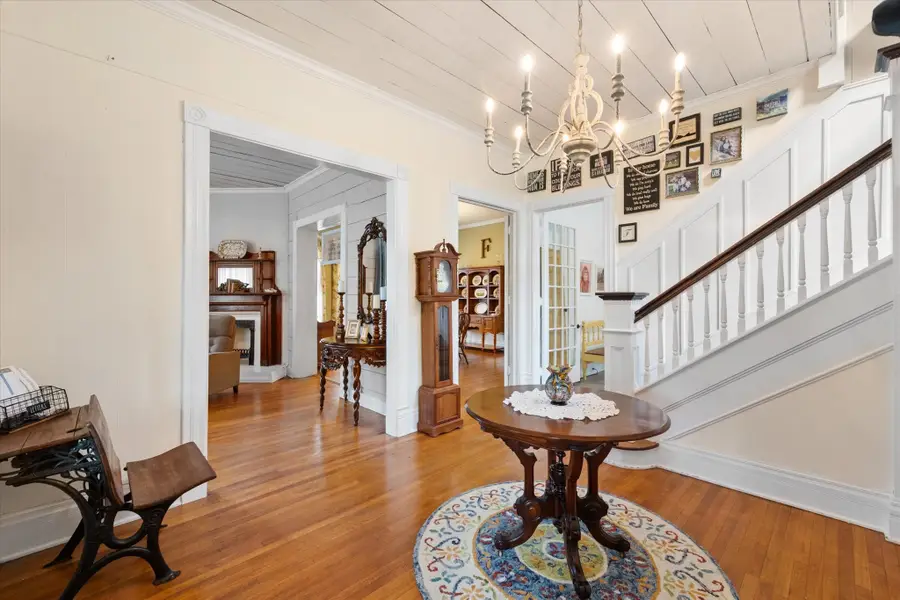 756 W 3rd Avenue, Corsicana, TX 75110 - #3