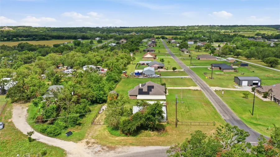 101 Hampton Lane, Springtown, TX 76082 - #3