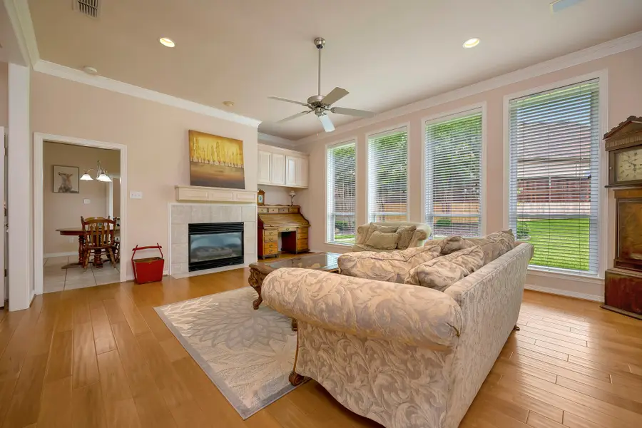 6520 Shelton Home Court, Arlington, TX 76017 - #2