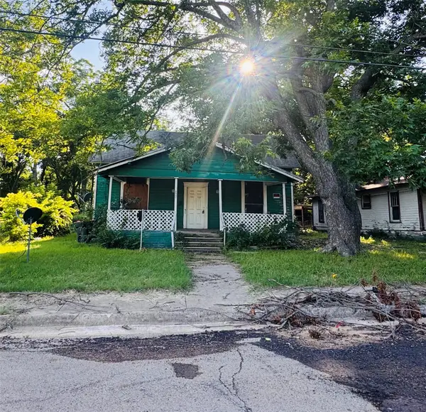 125 NE 11th Street, Paris, TX 75460